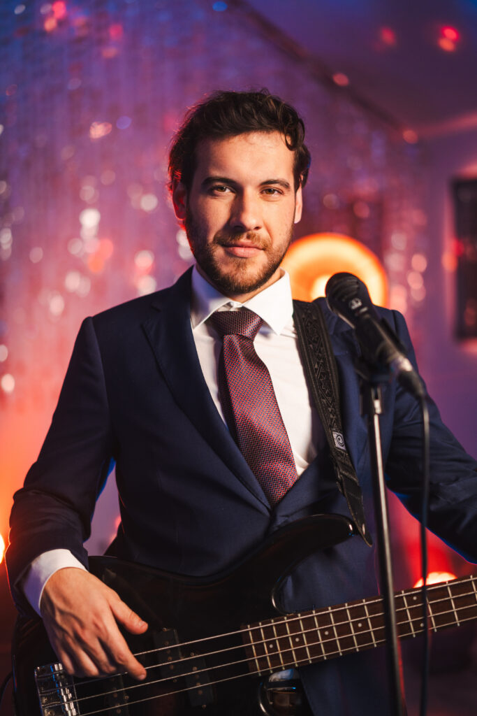 Nejc Hvala - Bassgitarre - Roksons Band